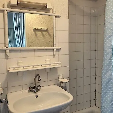 Appartement En Bord De Mer Avec 2 Chambres Et Parking Apartment Jullouville-les-Pins