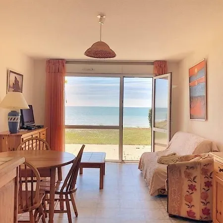 Appartement En Bord De Mer Avec 2 Chambres Et Parking